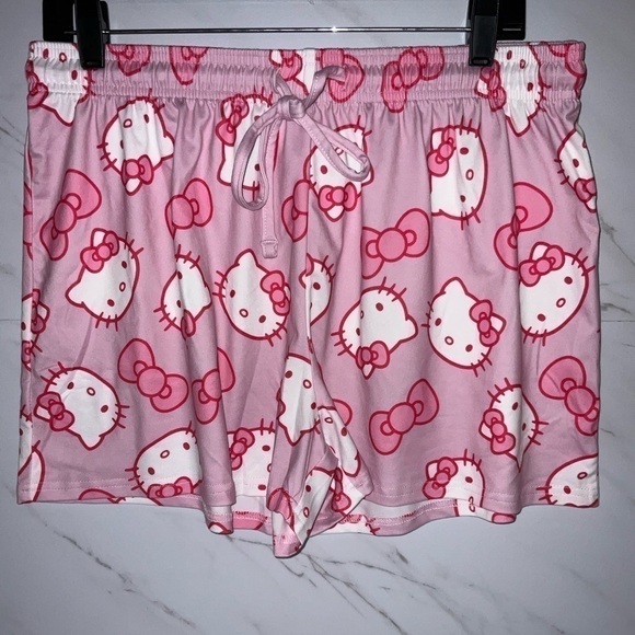 Hello Kitty pajama pants- large - Picture 3 of 7